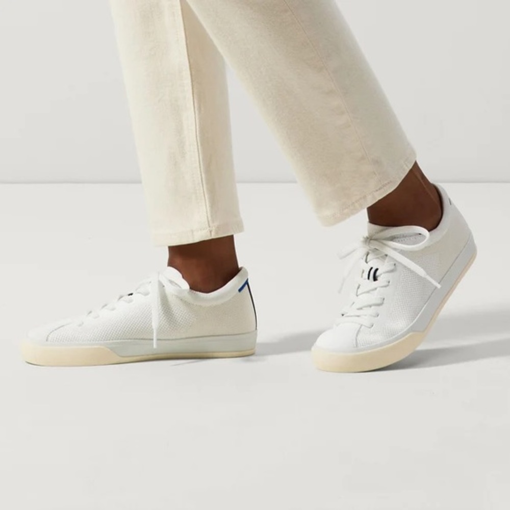 White Rothy’s lace up sneakers